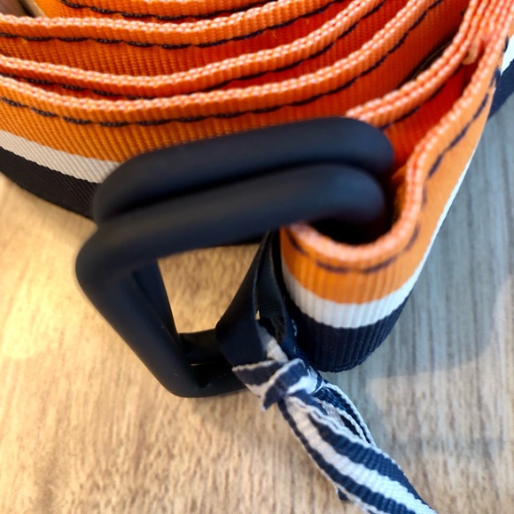 Vineyard Vines D Ring “Orange Peel” Belt. Orange, Navy, White. NWT XXL 🍊 - Picture 4 of 6